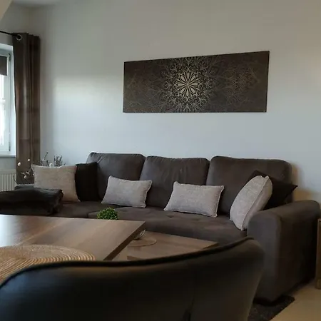 Ferienwohnung Ruth דירה *